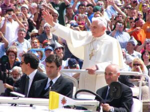 Papa é Infalível em Tudo? Entenda Quando e Como Funciona a Infalibilidade Papal