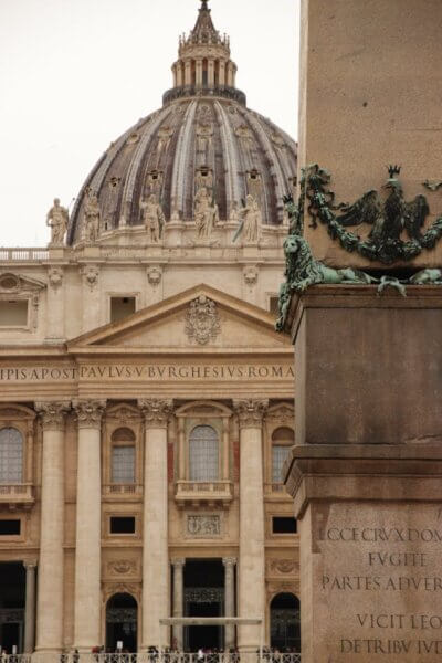 Doutrina Católica: o que a Igreja ensina, por que ensina e como viver isso hoje